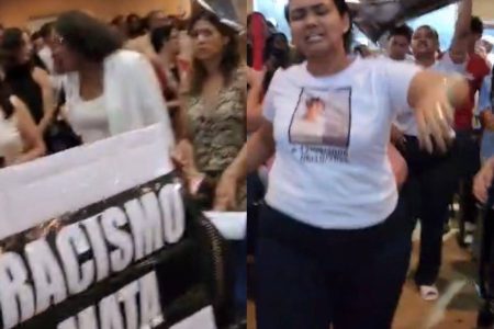 Estudantes protestam contra governo Jerônimo durante evento na UNEB