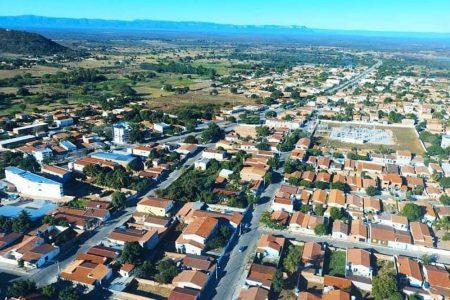 Homem é condenado a mais de 23 anos de prisão por feminicídio em Oliveira dos Brejinhos