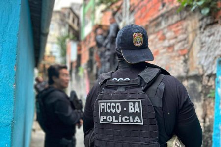 Líder de facção criminosa com atuação na Bahia morre durante confronto com a PM em Alagoas