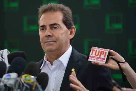 Relator critica veto prometido por Lula a projeto da dosimetria: “Um absurdo”