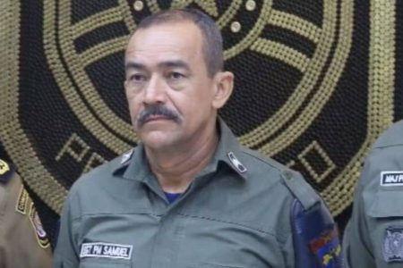 Sargento da PM é punido com três dias de detenção por causa do tamanho do bigode