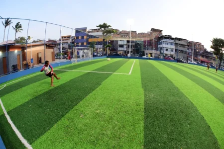 Arena Porto da Lenha é entregue no Bonfim e amplia acesso ao esporte em Salvador