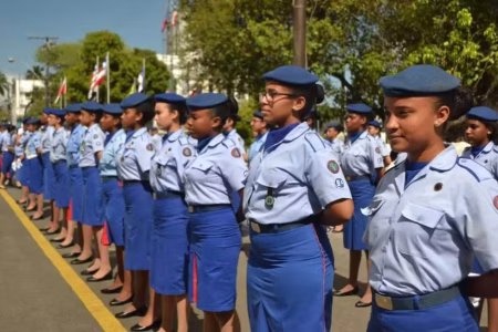 Colégios da Polícia Militar abrem inscrições para mais de 2,8 mil vagas na Bahia