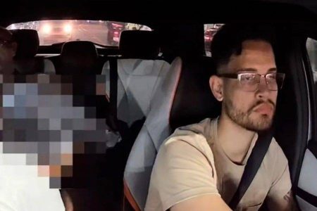 Motorista por aplicativo é agredido após reclamar de ato sexual entre passageiros durante corrida em Salvador