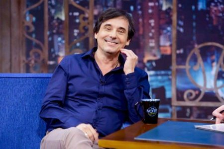 Ricardo Schnetzer, dublador de Tom Cruise e Al Pacino, morre aos 72 anos