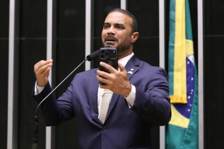 Deputado baiano propõe lei para reforçar segurança em esportes radicais após morte de jovem