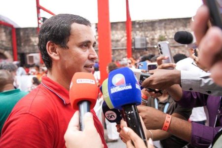 “O povo que mais precisa finalmente tem representação”, diz Éden Valadares em comemoração dos 46 anos do PT