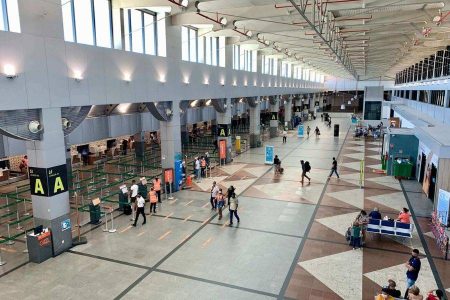 Projeto prevê indenização para passageiros transferidos para classe inferior em voos