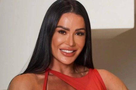 Gracyanne Barbosa anuncia pré-candidatura a deputada federal pelo Rio e se filia ao Republicanos