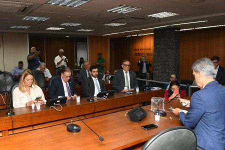 Deputado Luciano Ribeiro é eleito vice-presidente da CCJ da ALBA por unanimidade