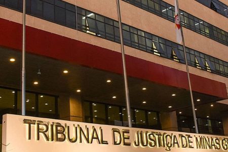 Parlamentares acionam PGR contra decisões judiciais que relativizam estupro de menores de 14 anos