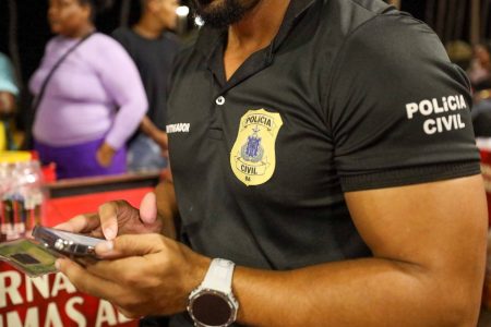 Operação da Polícia Civil recupera 134 celulares furtados no Carnaval de Salvador