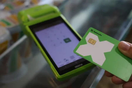 Novas regras do vales alimentação e refeição começam a valer, mas liminares travam impacto no mercado