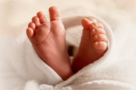 Senado aprova ampliação da licença-paternidade para até 20 dias no Brasil