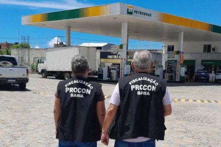 Procon-BA fiscaliza postos e notifica distribuidoras após alta no preço dos combustíveis na Bahia