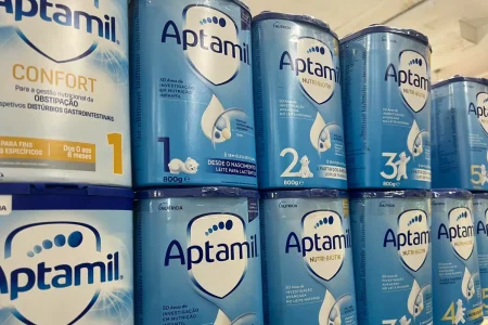 Anvisa suspende lotes de fórmula infantil Aptamil após identificação de toxina