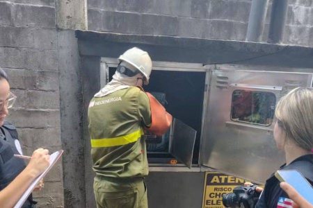 Fábrica de energéticos em Salvador é flagrada com “gato” de energia capaz de abastecer 3,2 mil casas