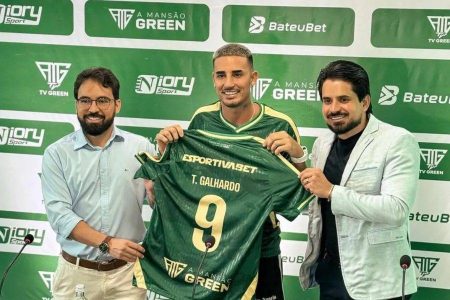 Thiago Galhardo revela desavença com técnico do Bahia