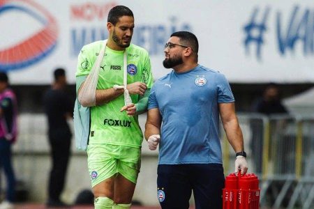 Ronaldo descarta cirurgia após lesão e inicia recuperação no Bahia