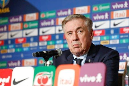 Sem Neymar, Ancelotti convoca Seleção Brasileira para amistosos preparatórios para a Copa do Mundo