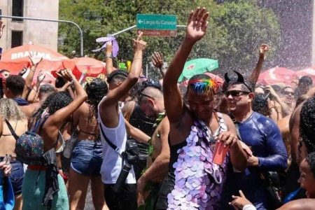 Brasil alcança 7ª posição em ranking global de felicidade e supera média mundial