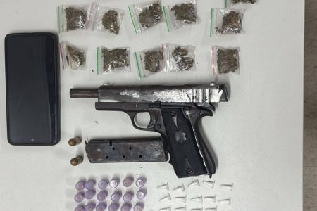 Suspeito morre em confronto com a PM no Vale das Pedrinhas; arma e drogas são apreendidas