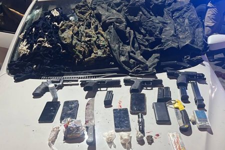 Quatro suspeitos morrem após confronto com a PM em Ipiaú; tiroteio foi registrado por moradores