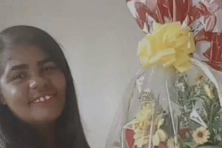 Blusa semelhante à de mulher arrastada por enxurrada é encontrada durante buscas em Vitória da Conquista