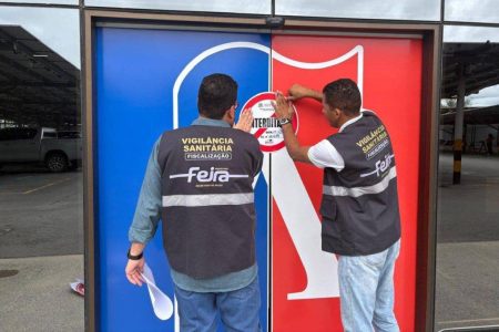 Empresa de cosméticos é fechada pela Vigilância Sanitária após denúncia e falta de licenças em Feira de Santana