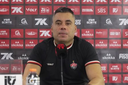Jair Ventura exalta atuação do Vitória após goleada na Copa do Nordeste: “Tivemos controle total”