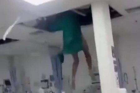 Paciente tenta fugir do hospital pelo duto de ventilação e cai do teto no Rio de Janeiro