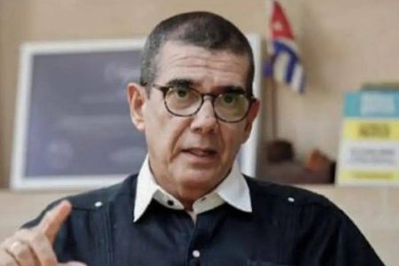 Cuba reage às ameaças de invasão dos EUA e reforça unidade popular