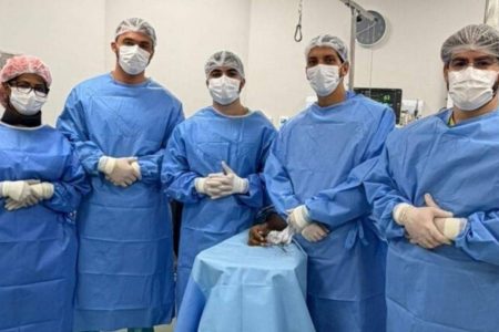 Bahia realiza primeira cirurgia de punho minimamente invasiva pelo SUS