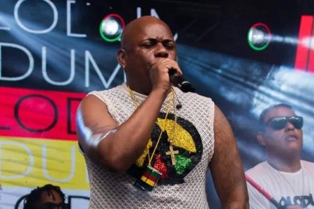 Olodum anuncia saída de Narcizinho Santos após decisão em comum acordo