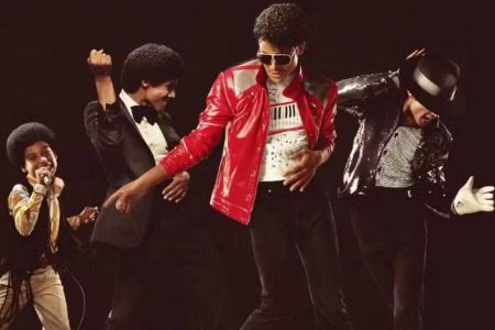 Concurso de sósias de Michael Jackson no Shopping Lapa dará um ano de cinema grátis ao vencedor