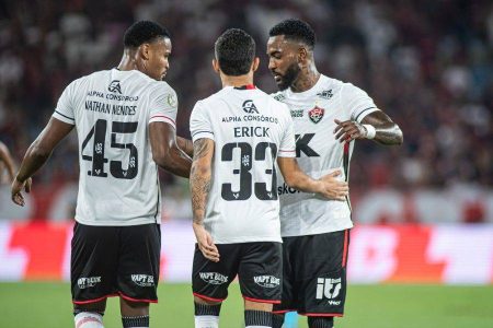 Vitória enfrenta o Confiança em jogo decisivo por vaga e liderança na Copa do Nordeste