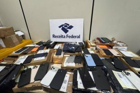 Celulares roubados que seriam enviados para a Bahia são interceptados pela Receita Federal