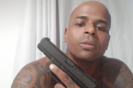 Ex-PM suspeito de chefiar grupo de sequestradores morre após confronto com a polícia na Pituba