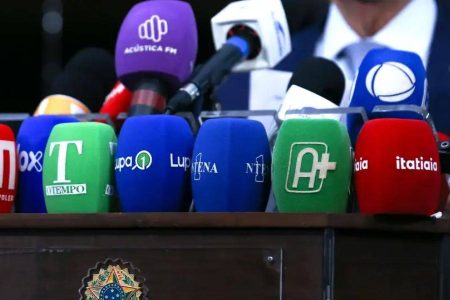 Brasil sobe no ranking de liberdade de imprensa e supera EUA pela primeira vez