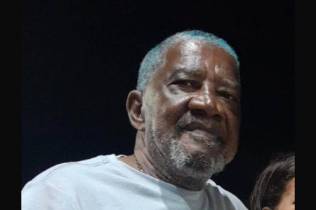 Idoso morre após 12 dias de espera por regulação na Bahia mesmo com decisão judicial