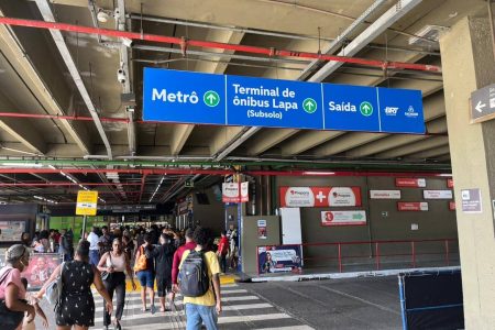 Linhas de ônibus mudam de plataforma na Estação da Lapa a partir desta quinta-feira (21); veja alterações