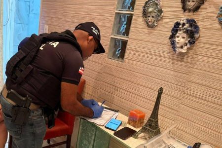 Mulher é presa em Salvador durante operação nacional de combate a crimes contra crianças e adolescentes