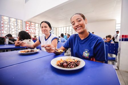 SEC convoca mais 23 nutricionistas aprovados em seleção REDA na Bahia