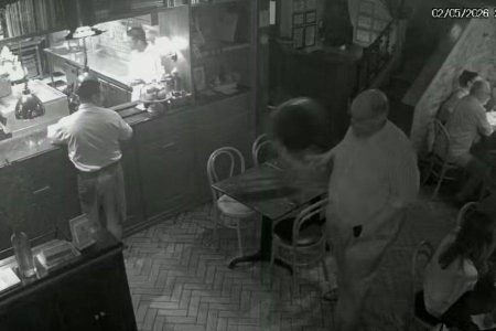 Ed Motta se envolve em confusão em restaurante no Rio e caso vai parar na polícia