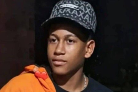 Menino de 14 anos desaparecido é encontrado morto com farda de escola na Bahia