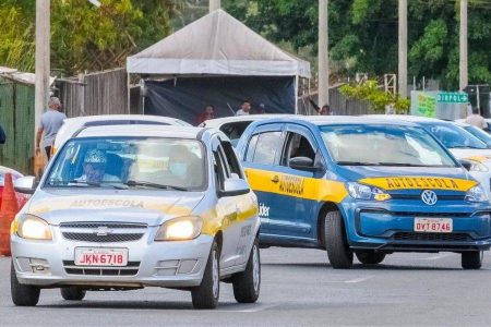 Procura pela primeira CNH cresce mais de 4x e bate recorde em 2026