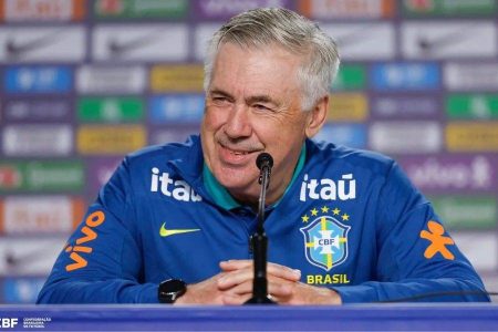 Ancelotti renova com a Seleção e seguirá no comando do Brasil até 2030