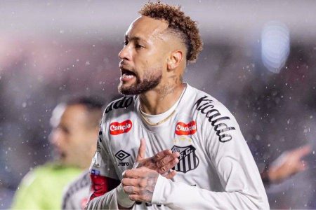Neymar deve desfalcar Seleção em amistosos preparatórios para a Copa
