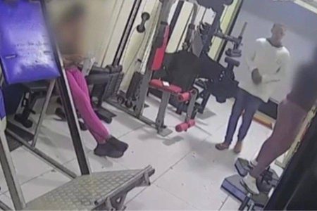 Homem invade academia e rouba mulheres durante treino no interior da Bahia
