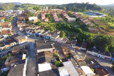 Homem é condenado a 39 anos de prisão por feminicídio da ex-companheira no sul da Bahia